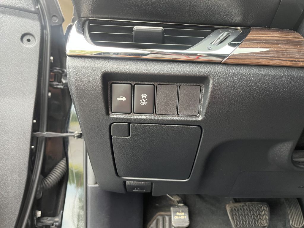 2013 Toyota Avalon Image 21