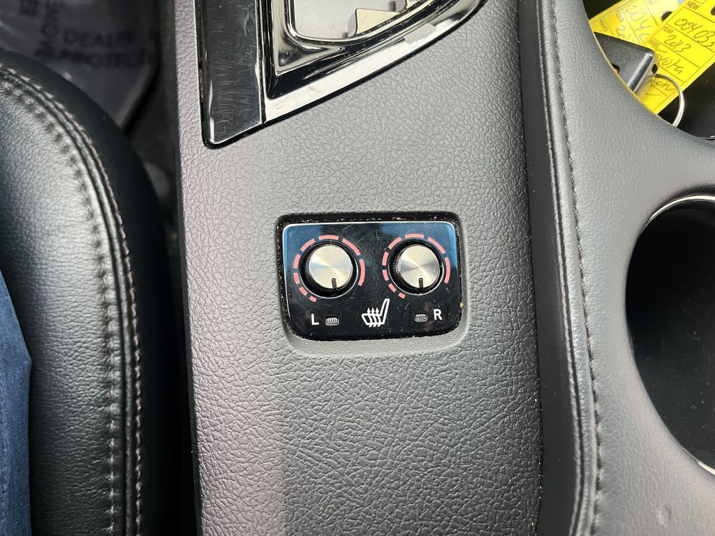 2013 Toyota Avalon Image 23