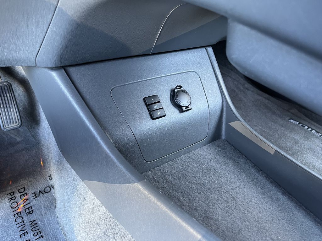 2010 Toyota Prius Image 22