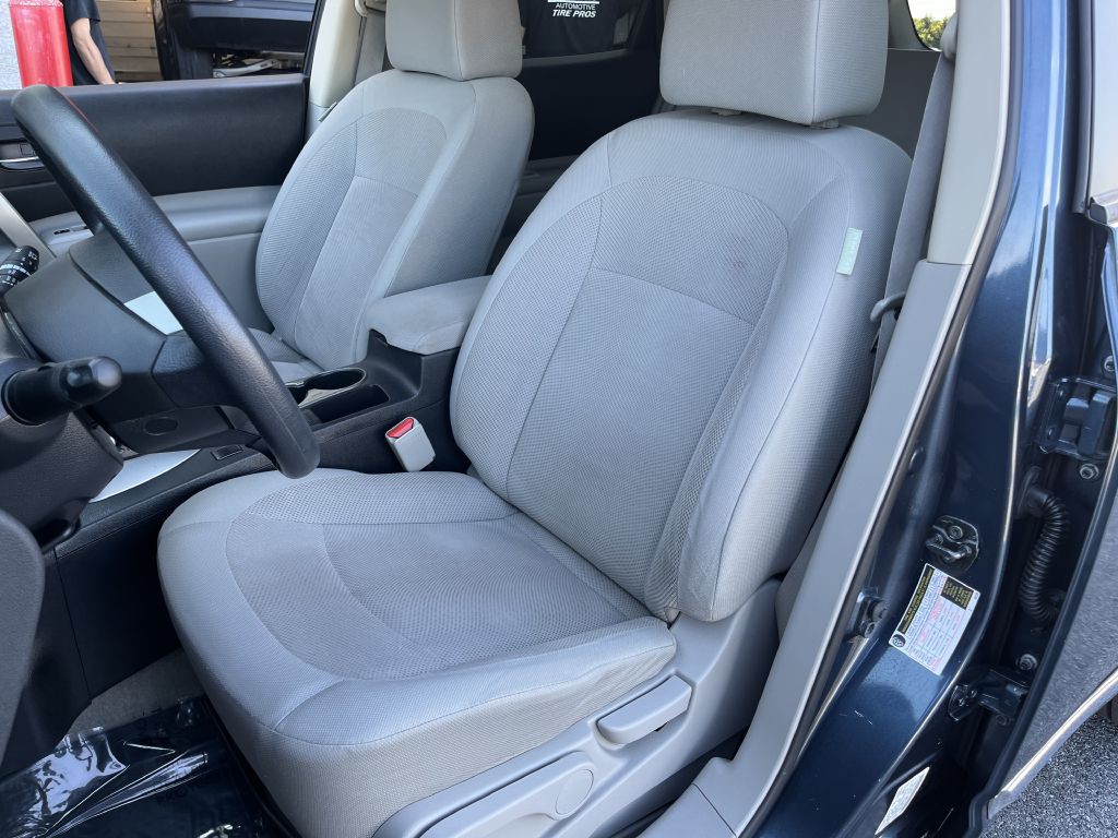 2015 Nissan Rogue Image 11