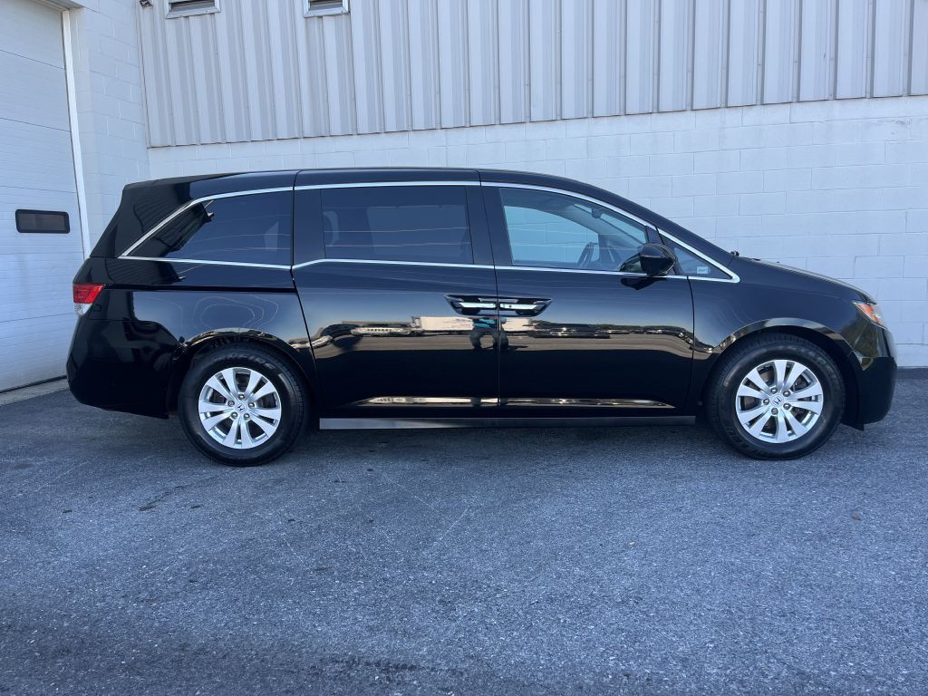 2016 Honda Odyssey Image 2