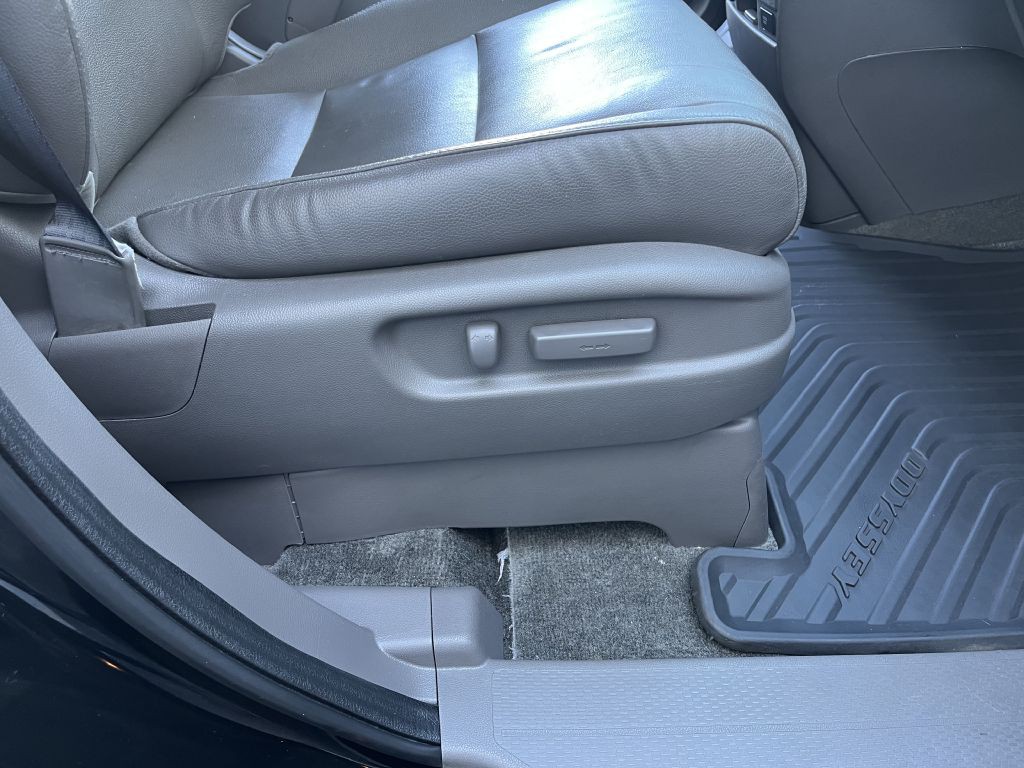 2016 Honda Odyssey Image 22