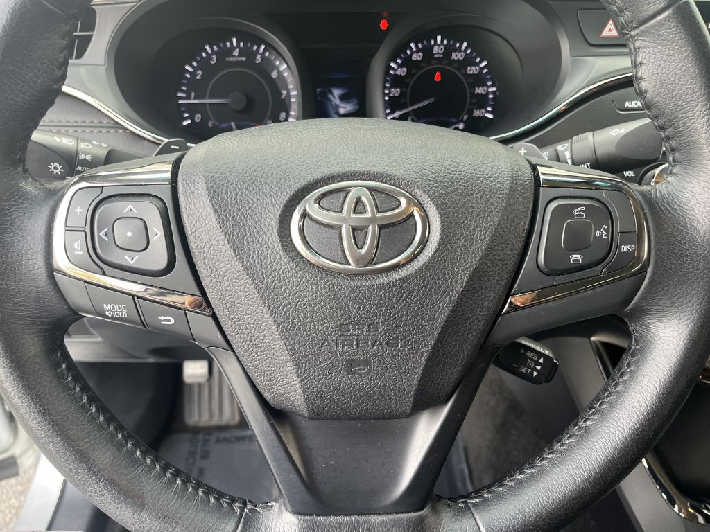 2015 Toyota Avalon Image 20