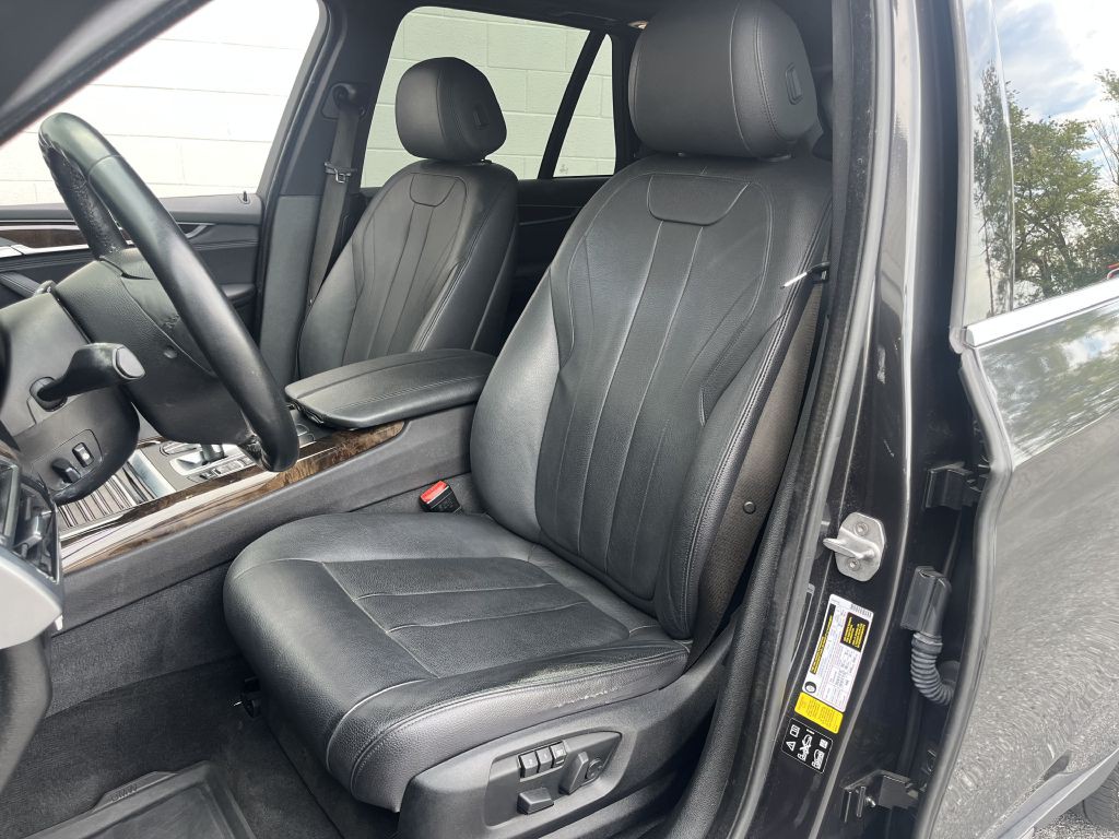 2017 BMW X5 Image 12