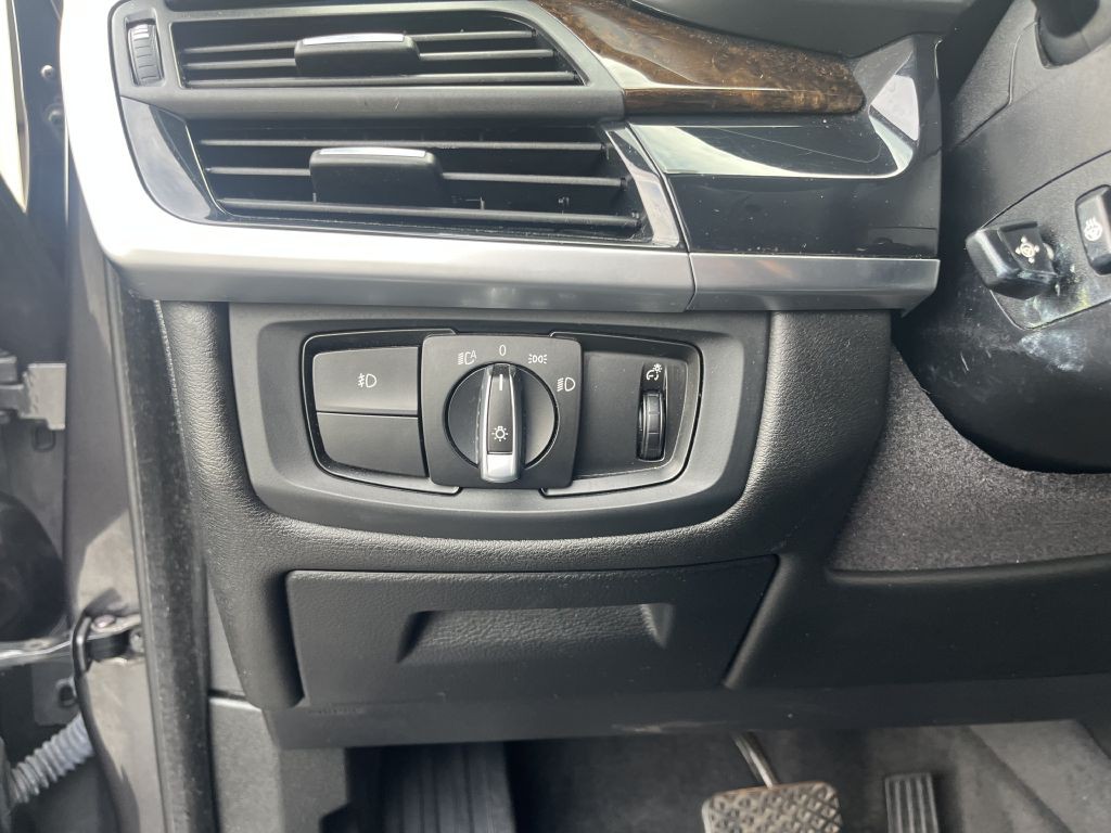 2017 BMW X5 Image 25