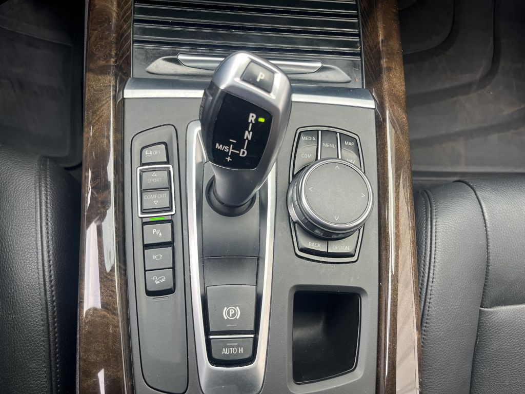 2017 BMW X5 Image 31