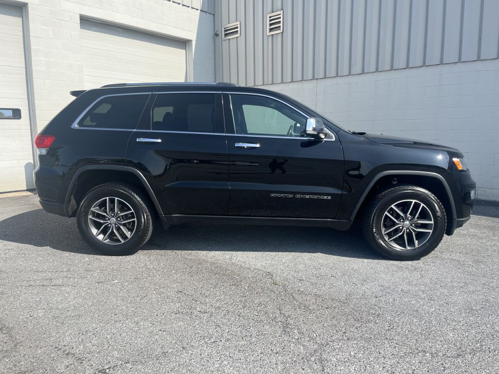 2017 Jeep Grand Cherokee Image 2