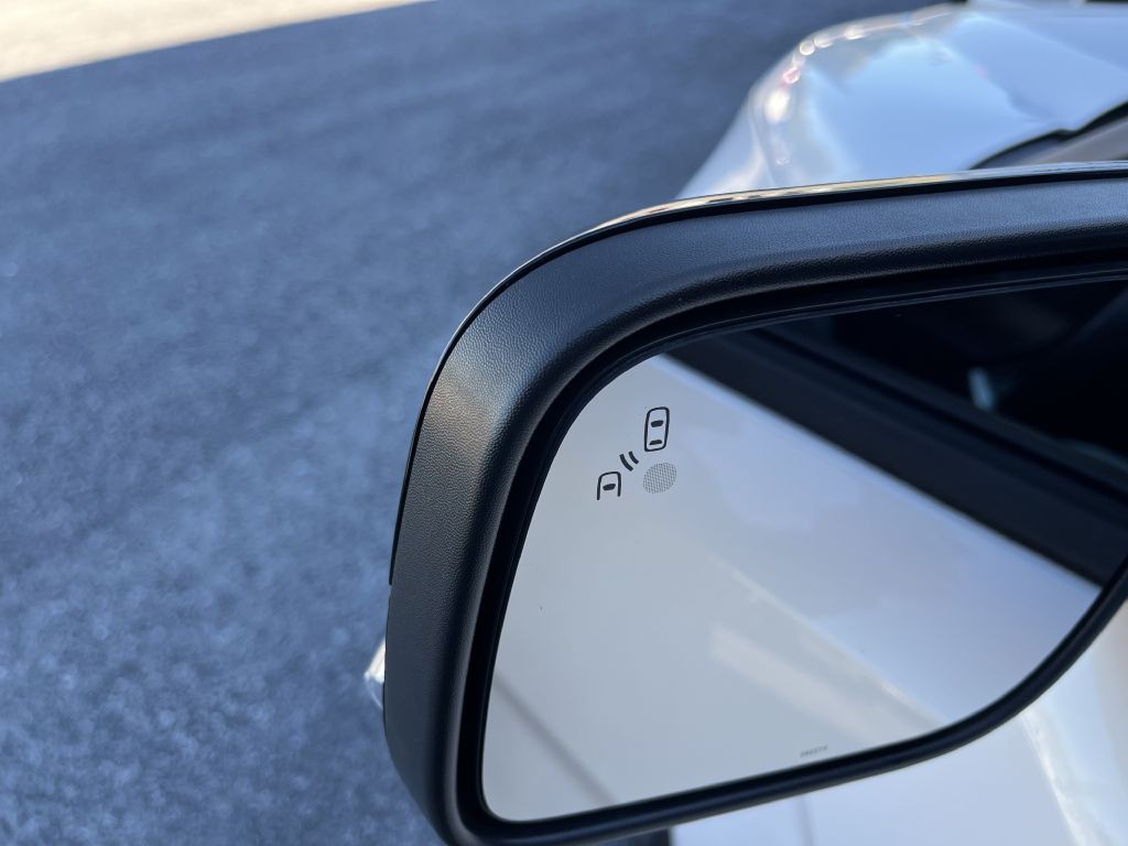 2015 Ford Explorer Image 24