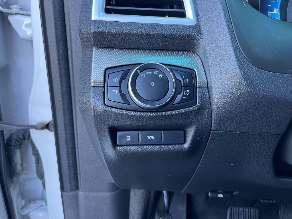 2015 Ford Explorer Image 26