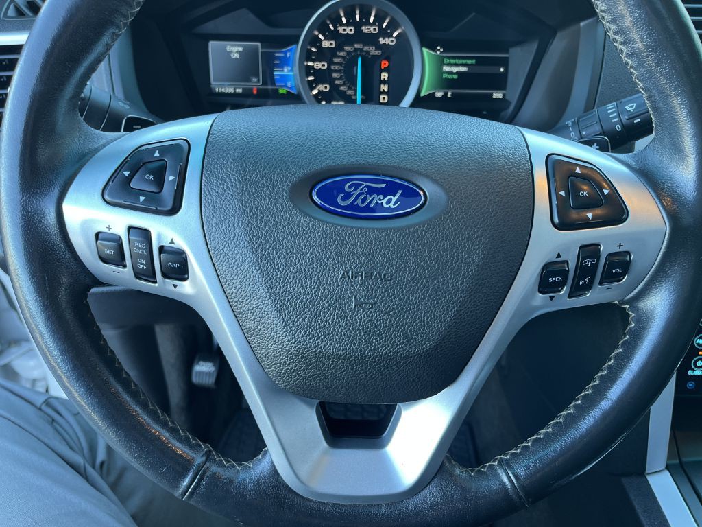 2015 Ford Explorer Image 28