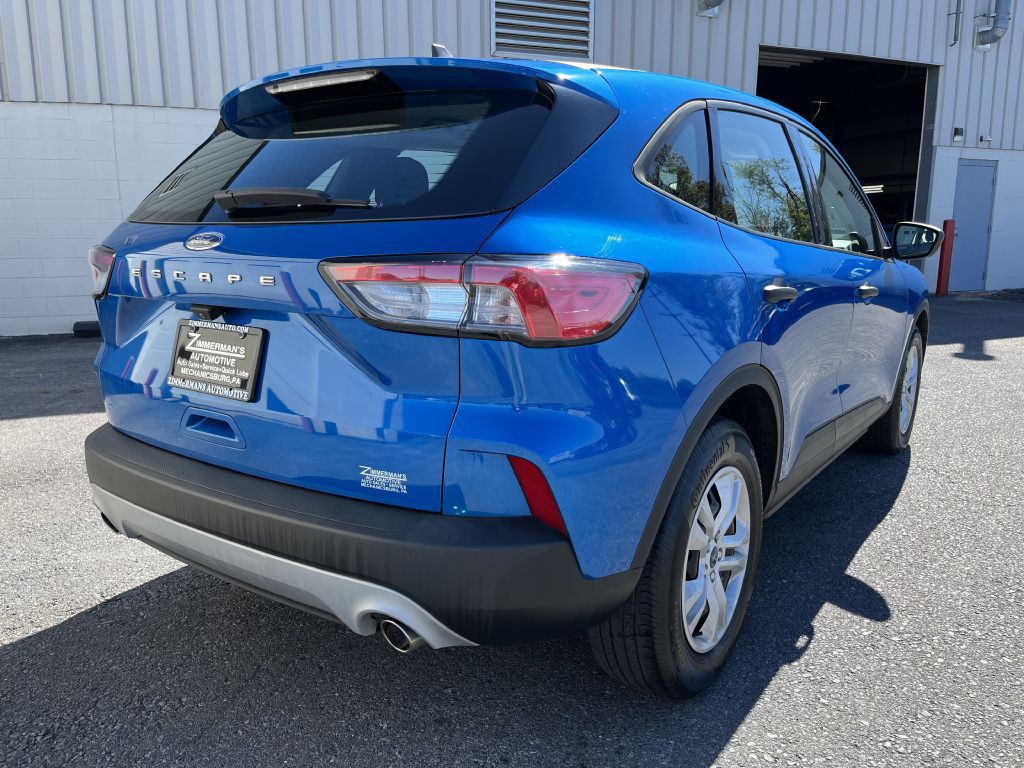 2021 Ford Escape Image 3