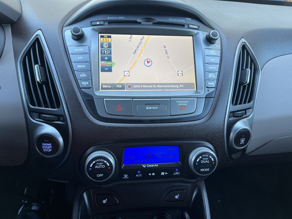 2015 Hyundai Tucson Image 11