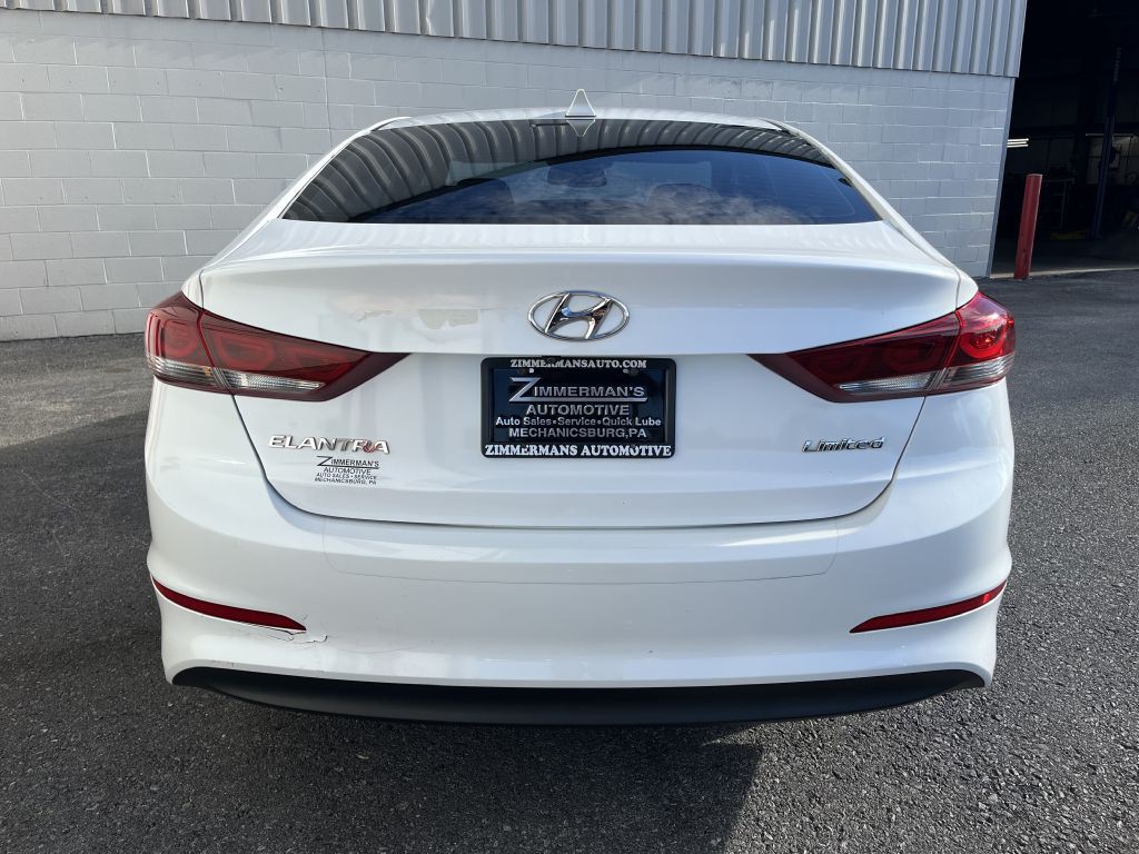 2017 Hyundai Elantra Image 4