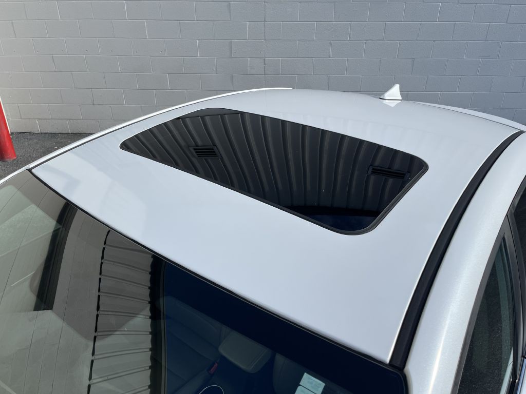 2017 Hyundai Elantra Image 9