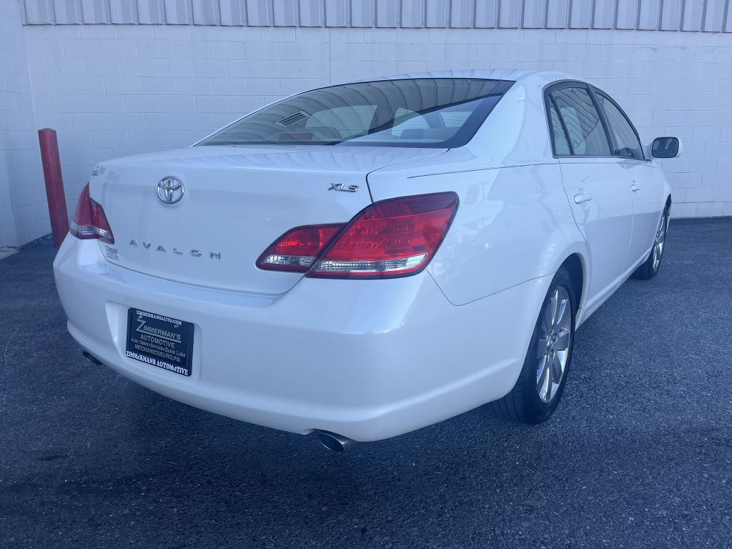 2005 Toyota Avalon Image 3