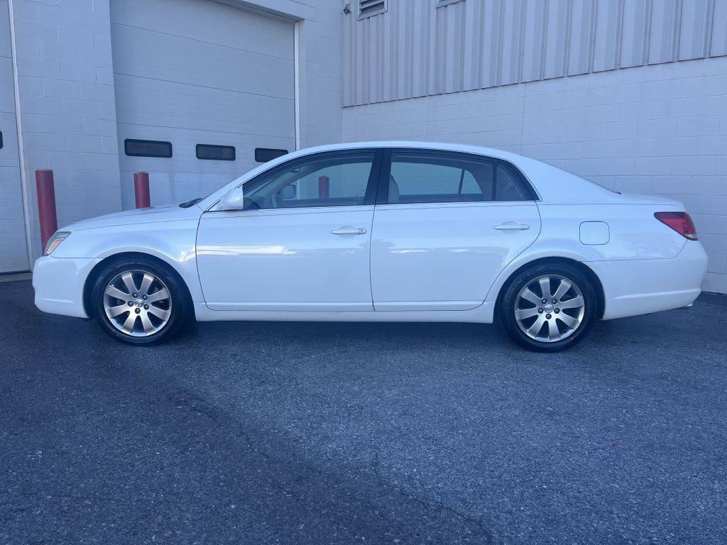 2005 Toyota Avalon Image 6