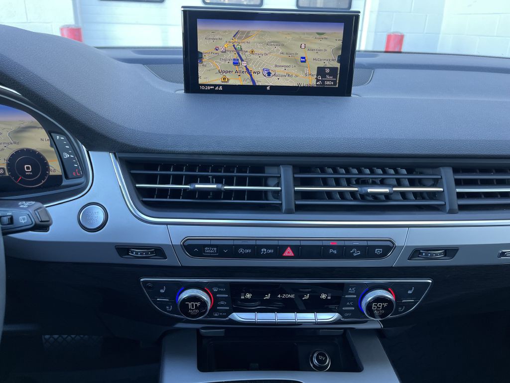 2019 Audi Q7 Image 12