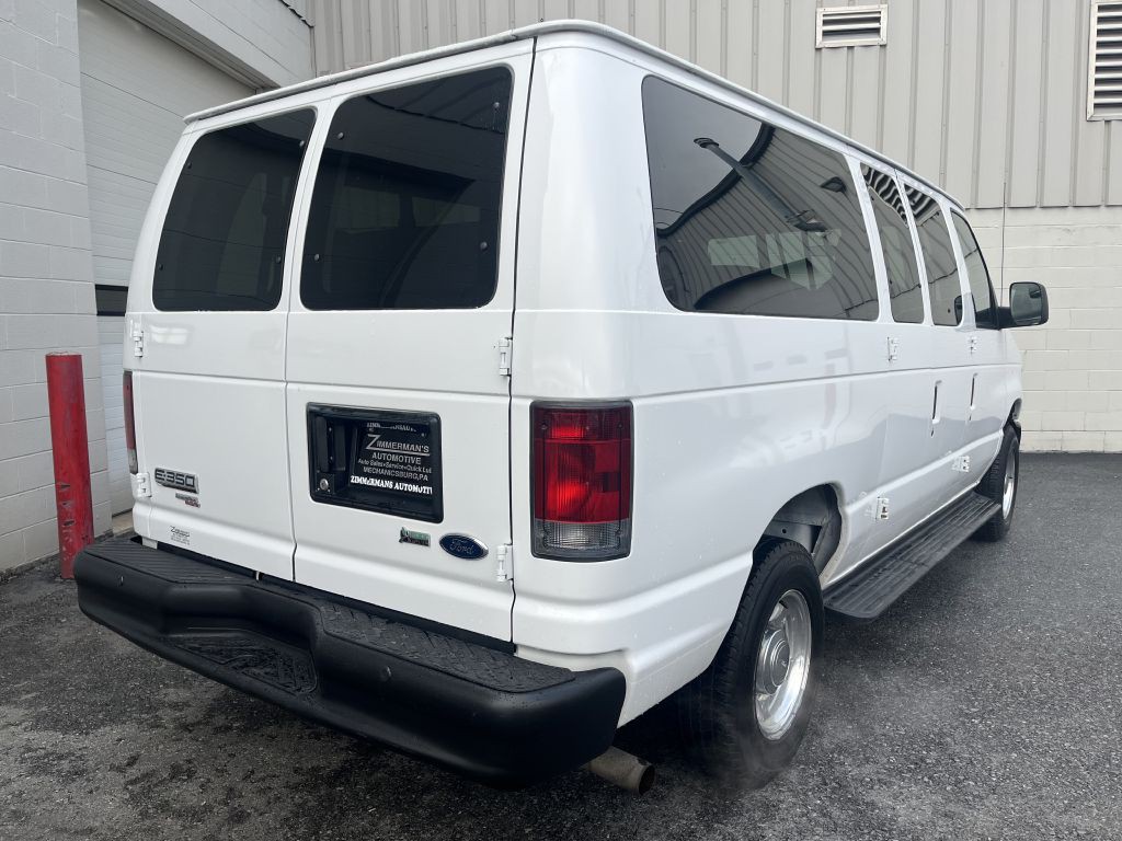 2011 Ford Econoline Image 3