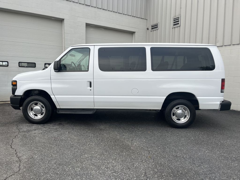 2011 Ford Econoline Image 6