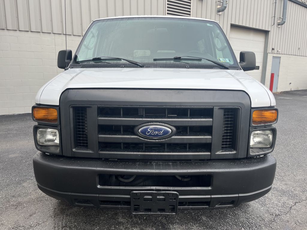 2011 Ford Econoline Image 8