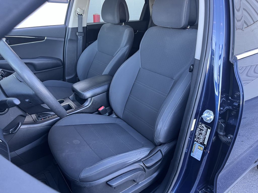 2016 Kia Sorento Image 11