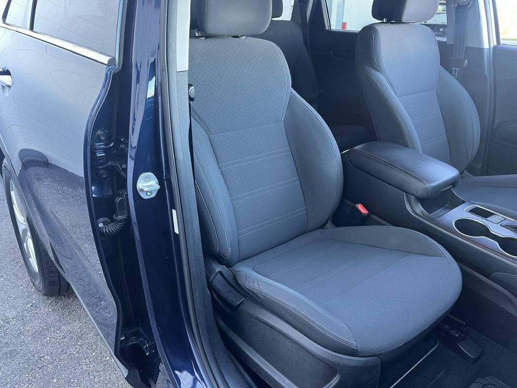 2016 Kia Sorento Image 13