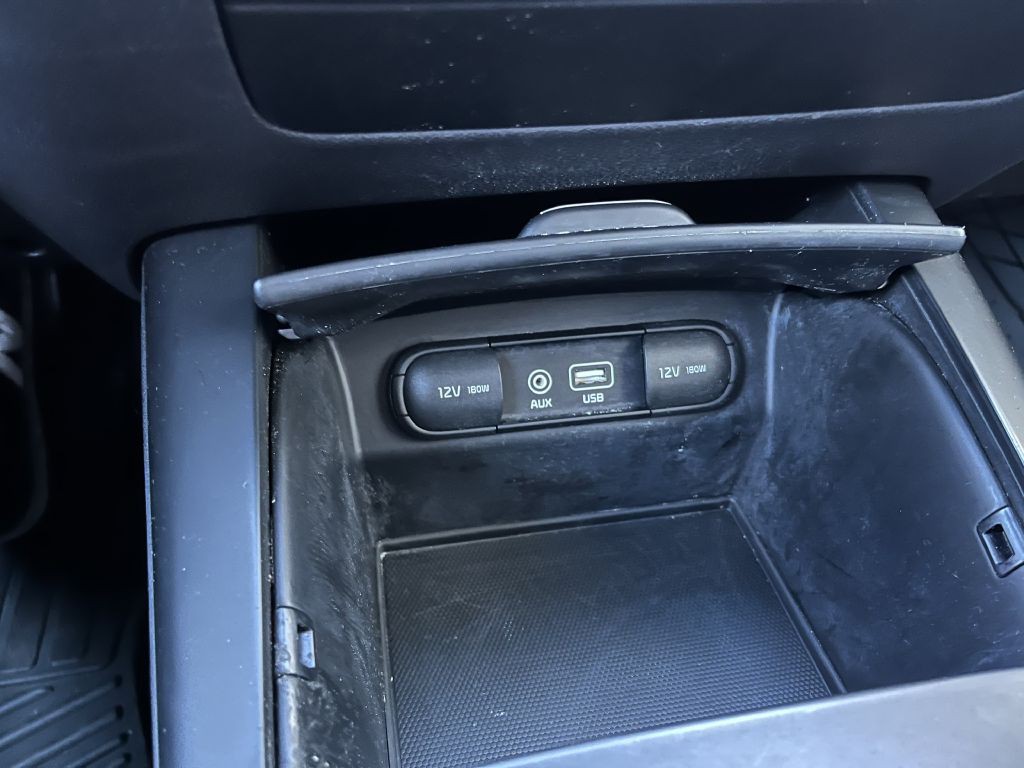2016 Kia Sorento Image 25