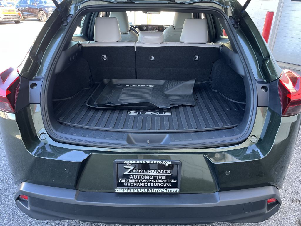 2019 Lexus UX Image 19