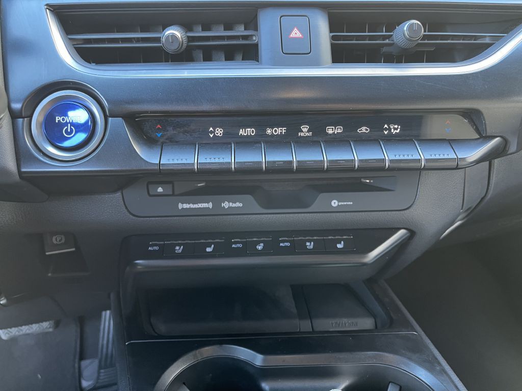 2019 Lexus UX Image 31