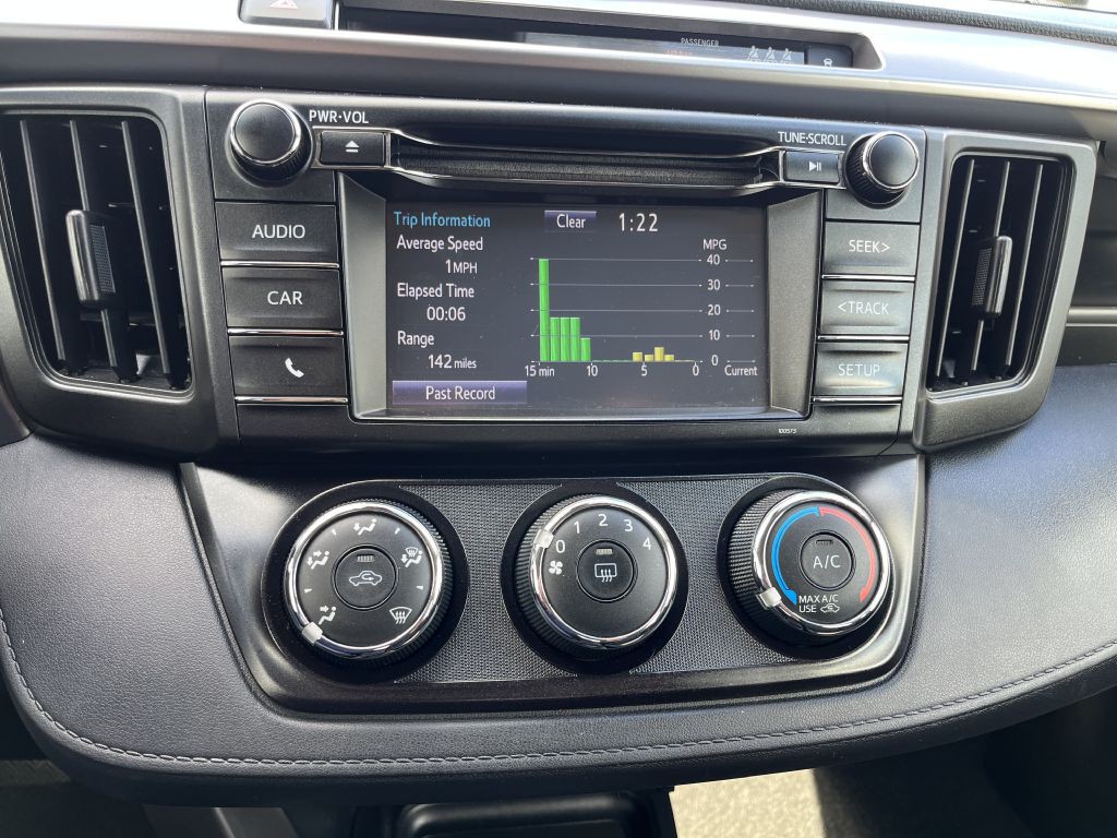 2018 Toyota Rav4 Image 10
