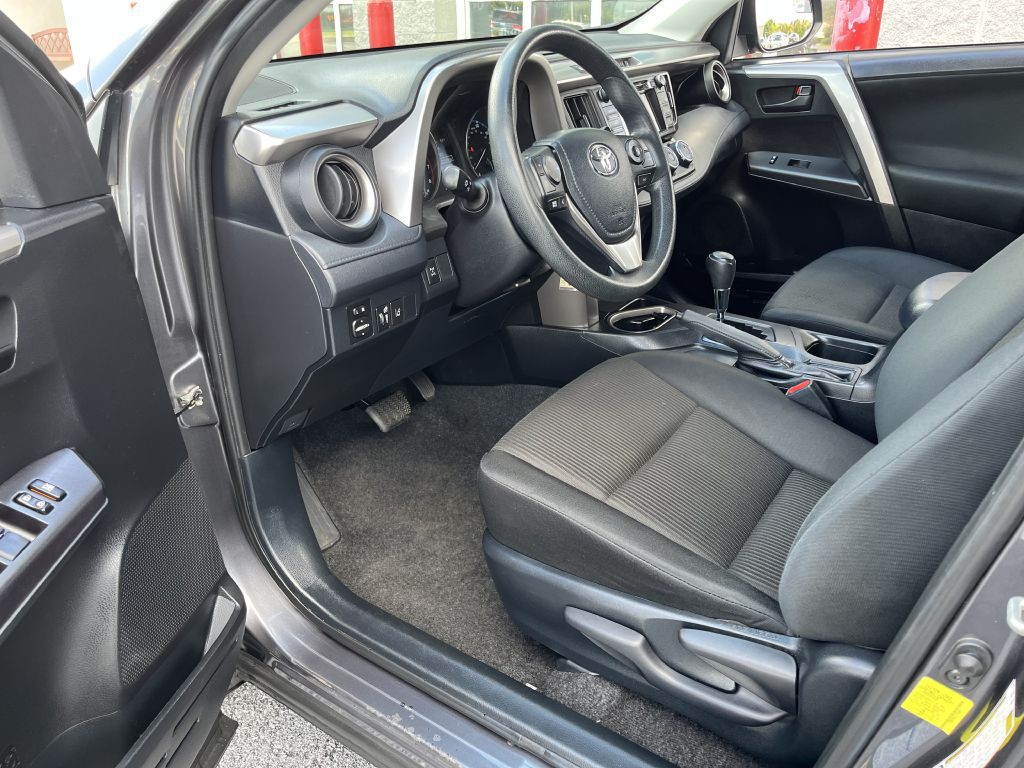 2018 Toyota Rav4 Image 12
