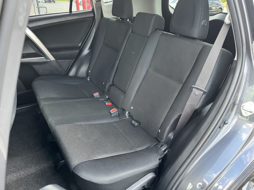 2018 Toyota Rav4 Image 16