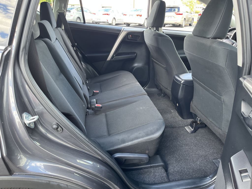 2018 Toyota Rav4 Image 17