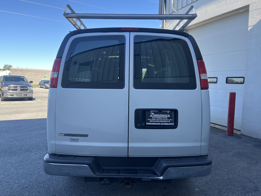 2021 Chevrolet Express Image 6