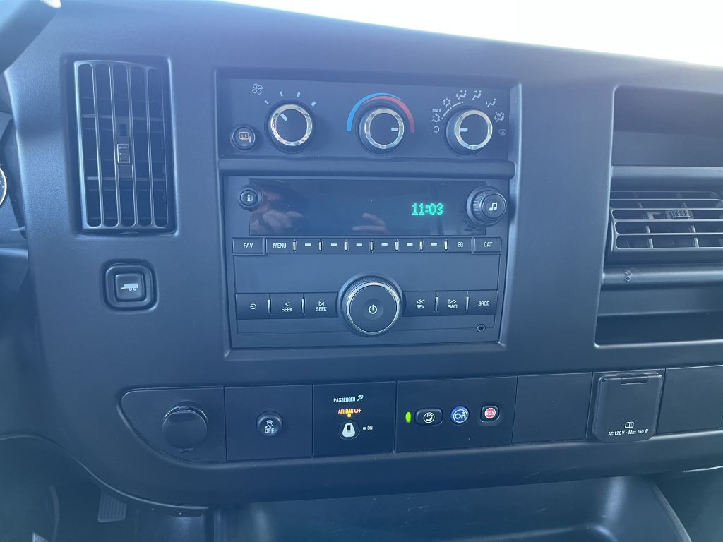 2021 Chevrolet Express Image 13