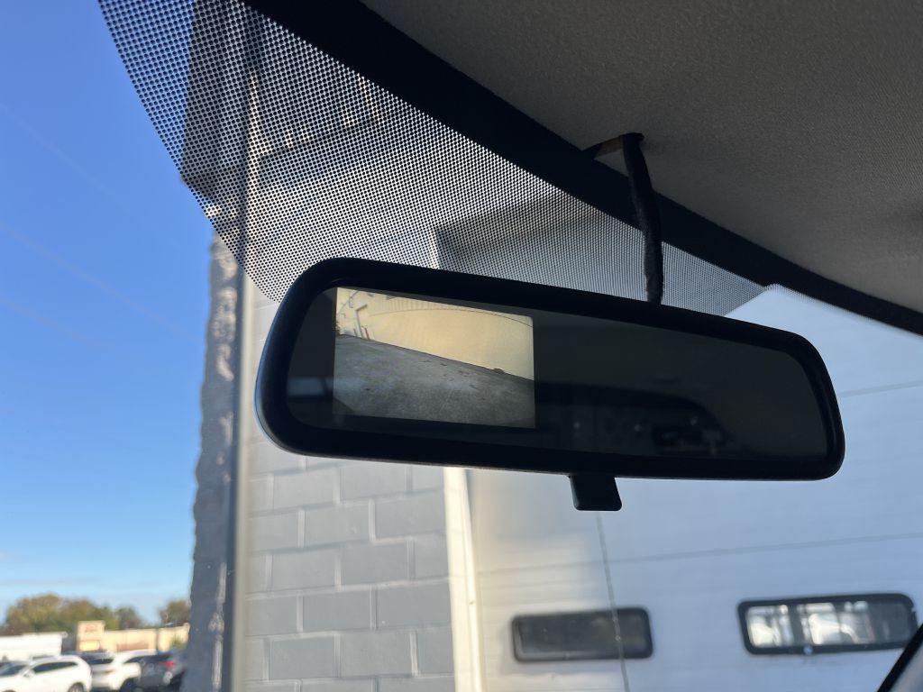 2021 Chevrolet Express Image 19