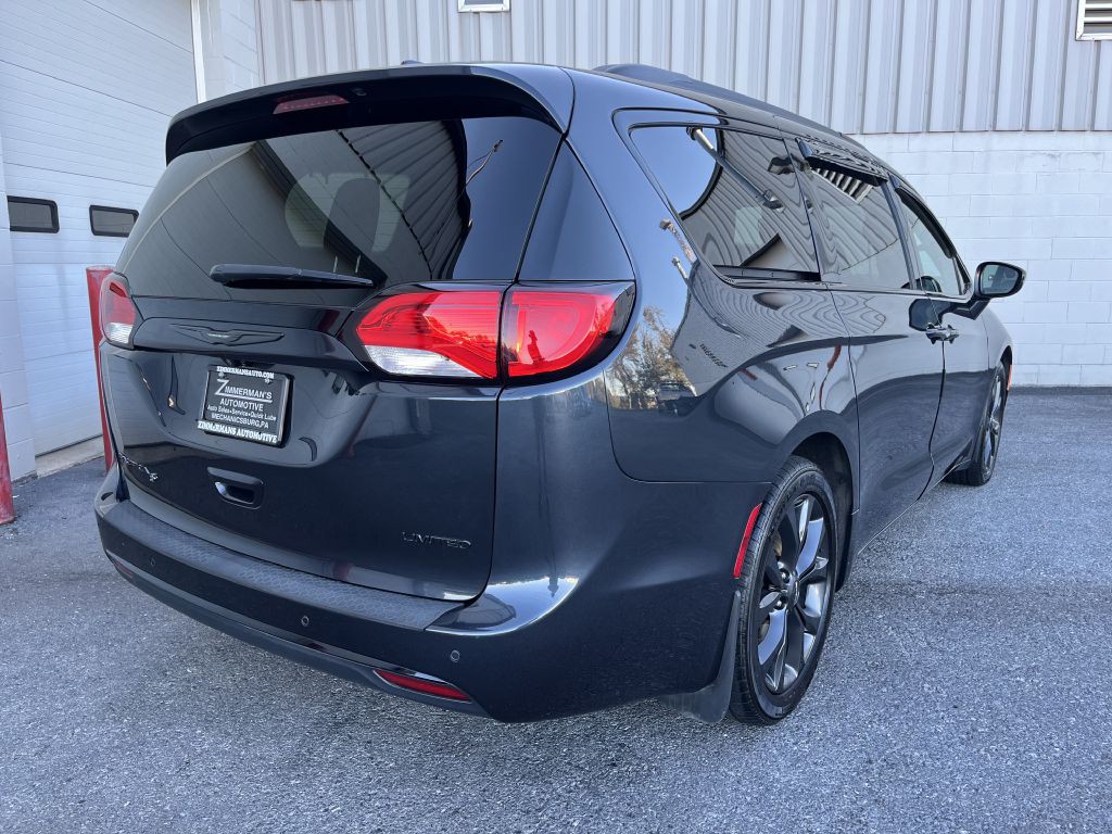 2019 Chrysler Pacifica Image 3
