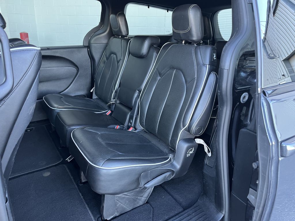 2019 Chrysler Pacifica Image 15