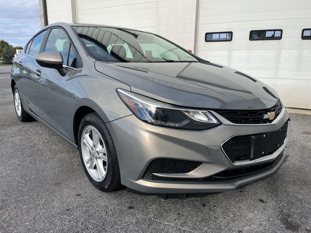 2017 Chevrolet Cruze Image 1
