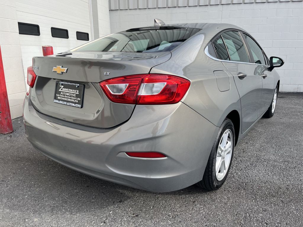 2017 Chevrolet Cruze Image 3