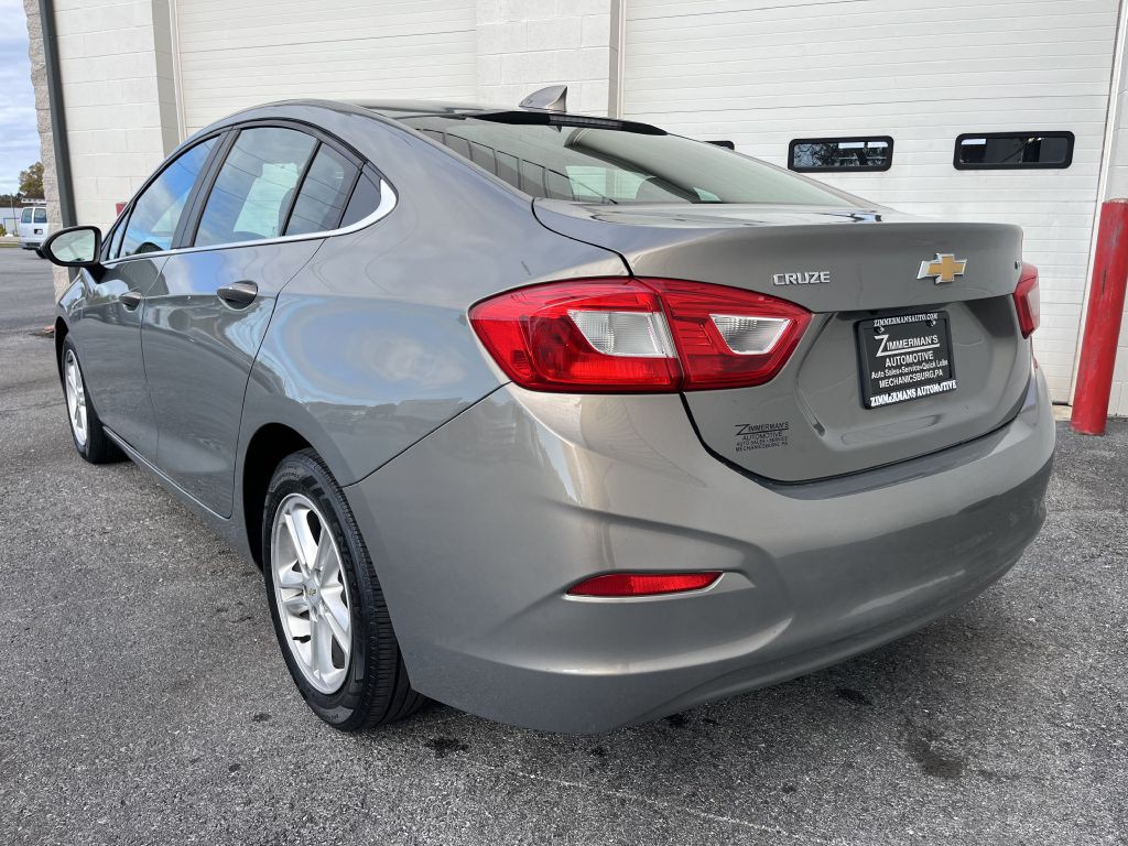 2017 Chevrolet Cruze Image 5