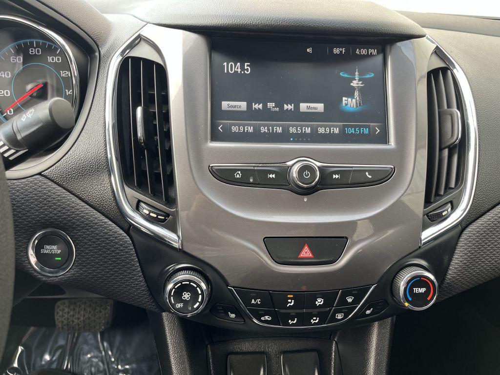 2017 Chevrolet Cruze Image 10