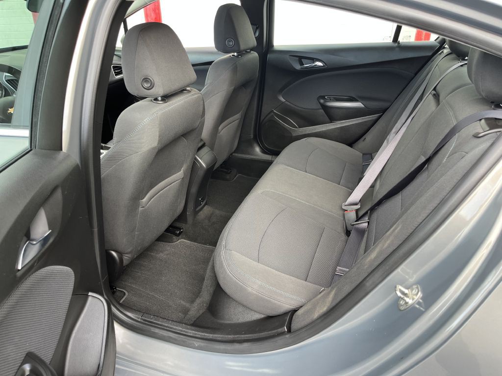 2017 Chevrolet Cruze Image 15