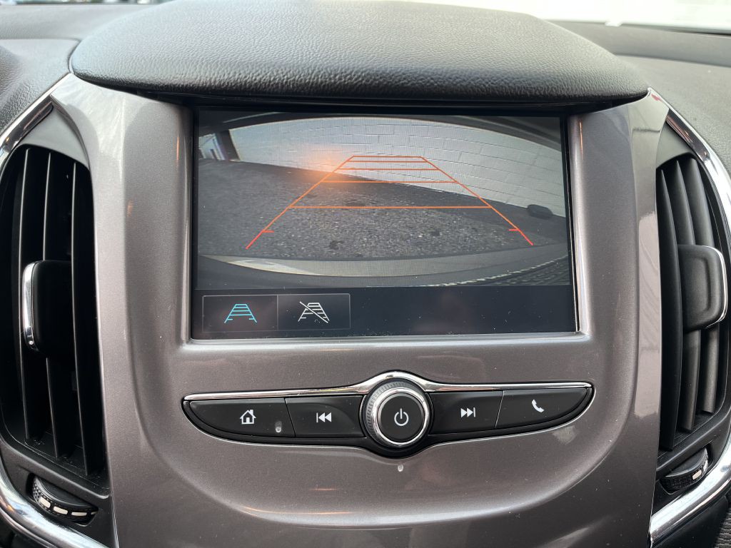 2017 Chevrolet Cruze Image 22