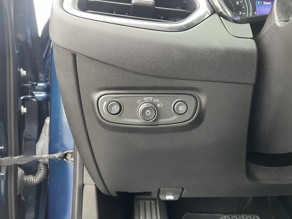 2020 Chevrolet Equinox Image 25