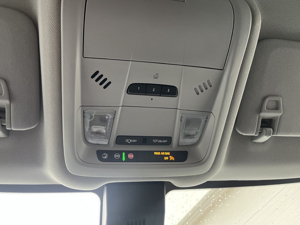 2020 Chevrolet Equinox Image 32