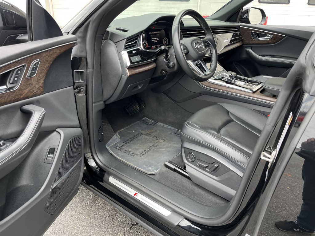 2022 Audi Q8 Image 13