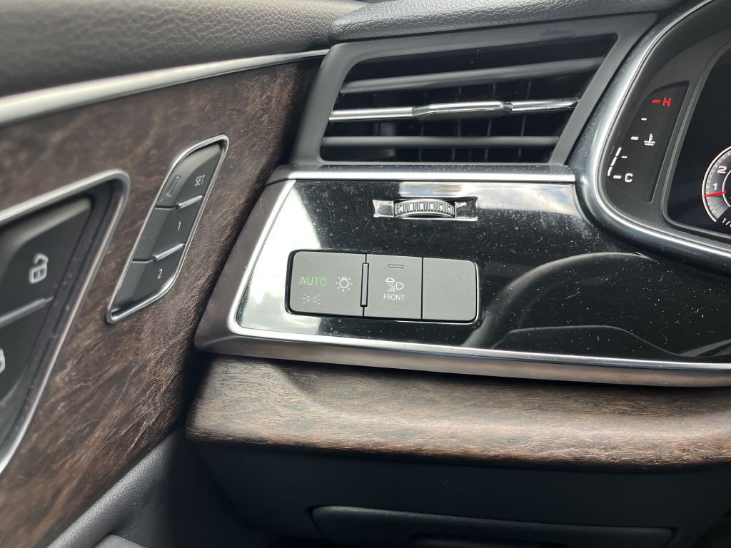 2022 Audi Q8 Image 27