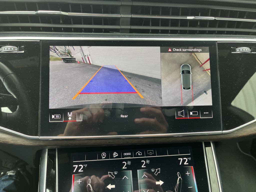 2022 Audi Q8 Image 30