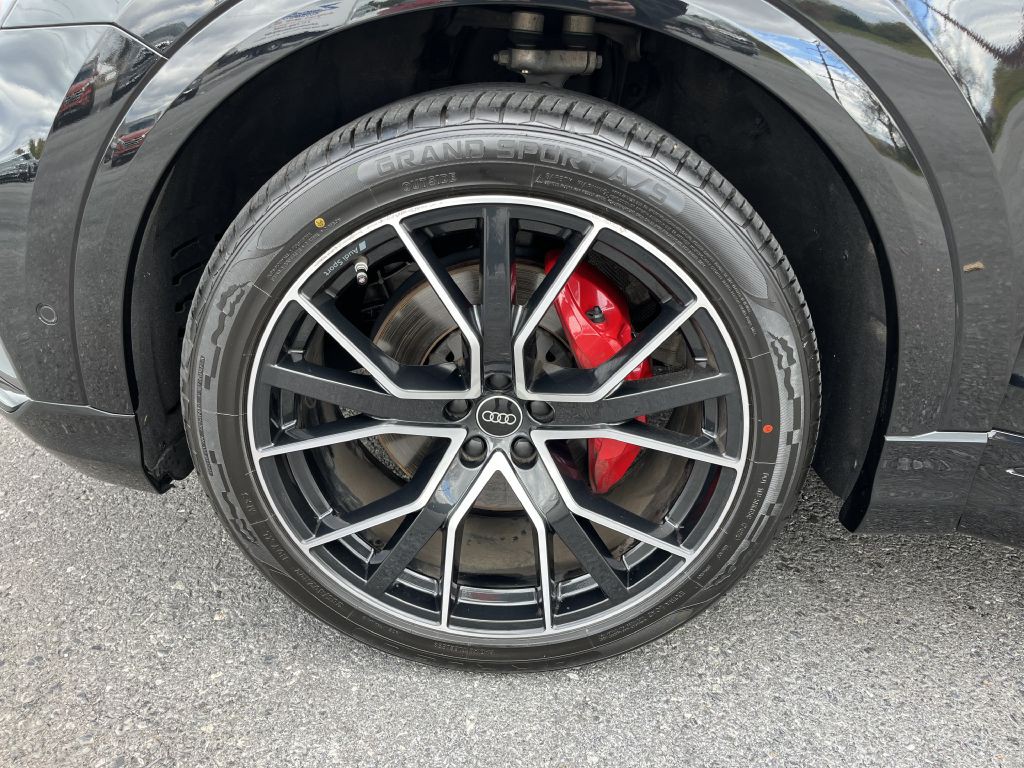 2022 Audi Q8 Image 35